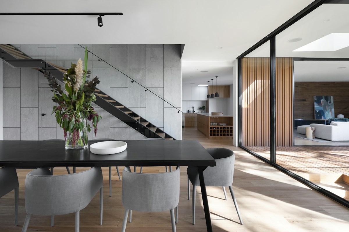 Illustrative comfortable California home